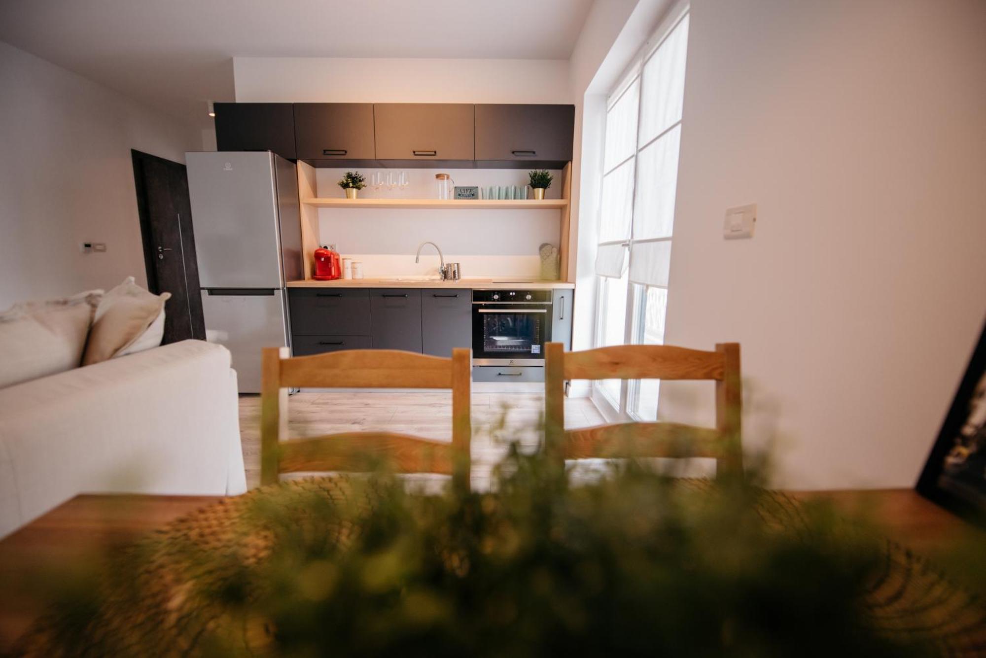 Nuez Apartments Dumbravita  Eksteriør bilde